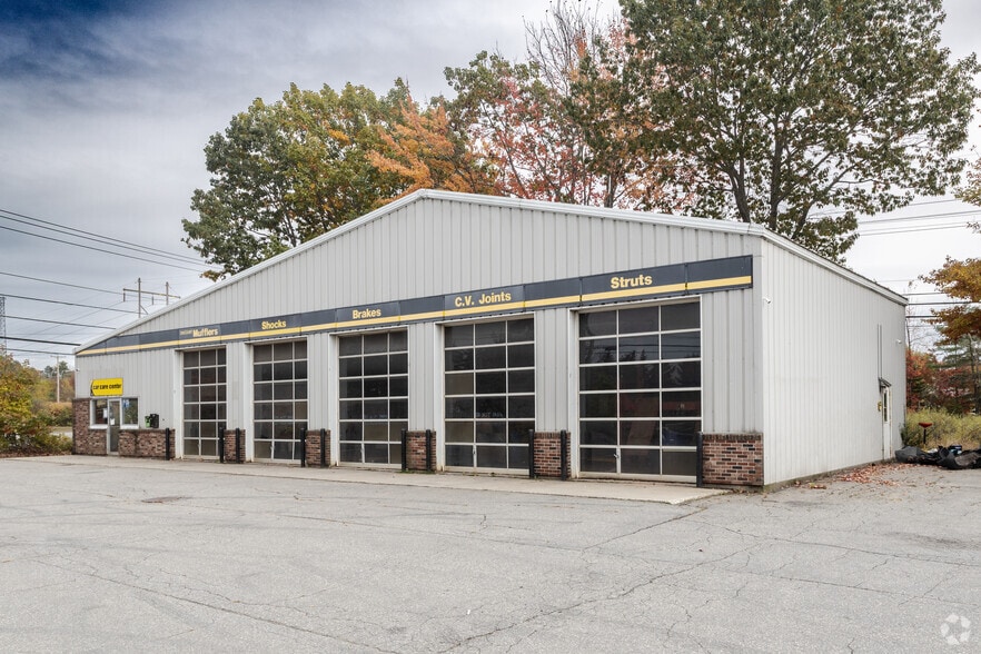 6 Topsham Fair Mall Rd, Topsham, ME à vendre - Photo principale - Image 1 de 2