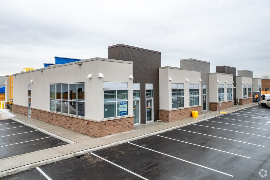 8336 Highway 27, Vaughan, ON for lease - Primary Photo - Image 1 of 2