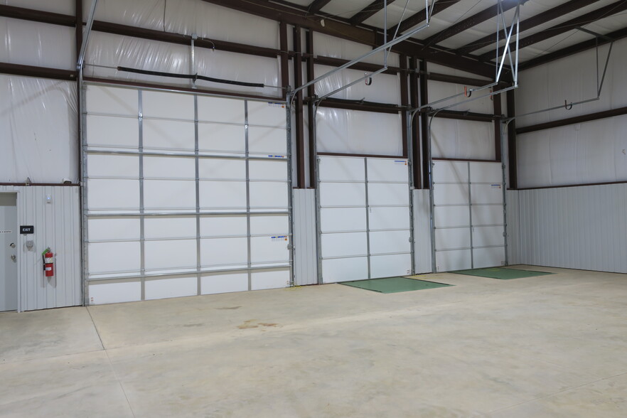 2725 S Vermont Ave, Oklahoma City, OK for lease - Building Photo - Image 3 of 11