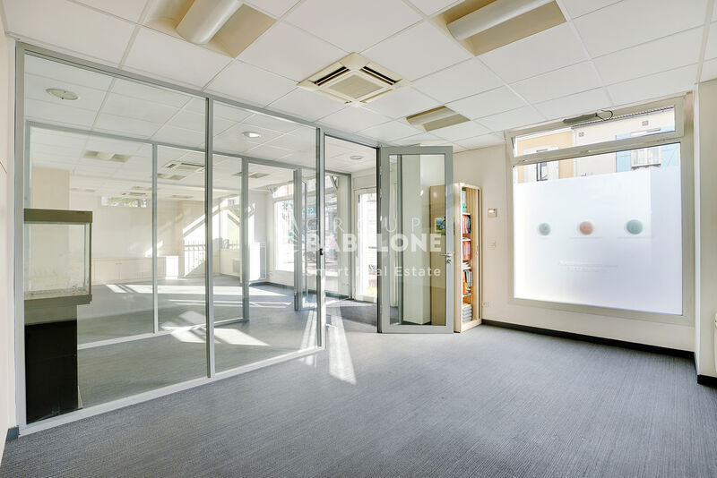 Commerce de détail dans Montrouge à vendre - Photo intérieure - Image 3 de 13