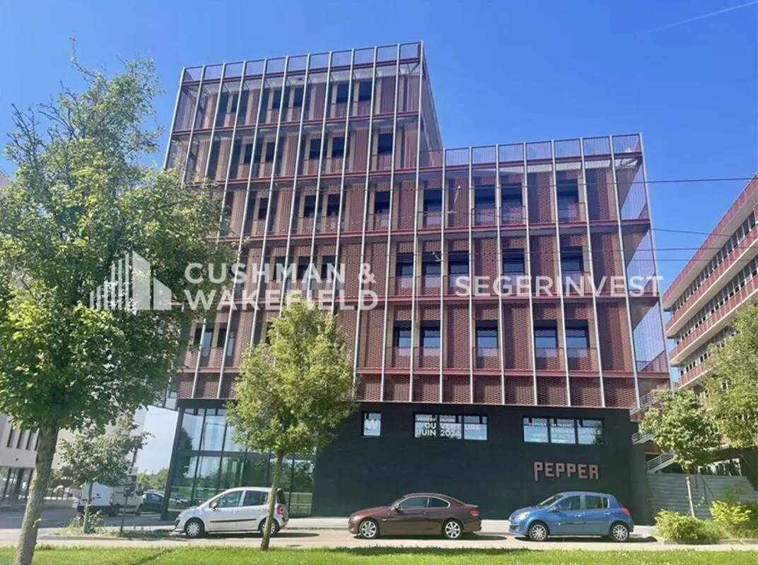 Bureau dans Dijon à louer Photo du bâtiment- Image 1 de 11