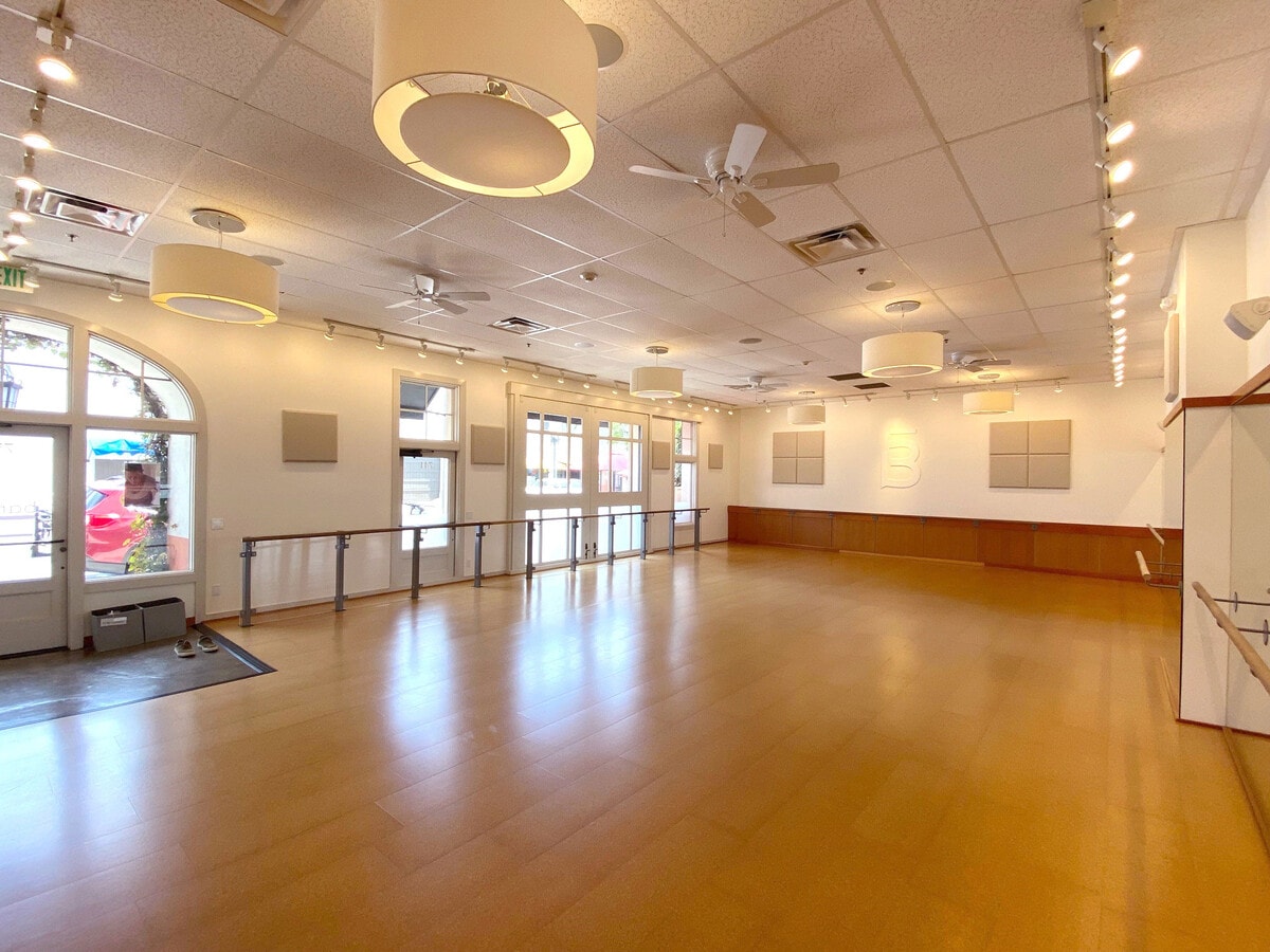 791 Chapala St, Santa Barbara, CA 93101 - Unit 741 -  - Interior Photo - Image 1 of 8