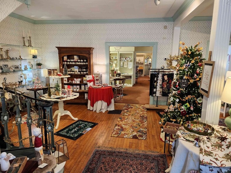 600 National Rd, Wheeling, WV for sale - Building Photo - Image 2 of 38