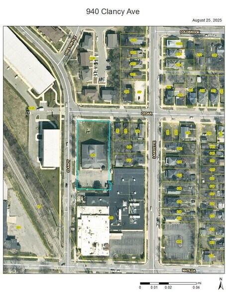 940 Clancy Ave NE, Grand Rapids, MI à vendre - Photo du bâtiment - Image 3 de 3