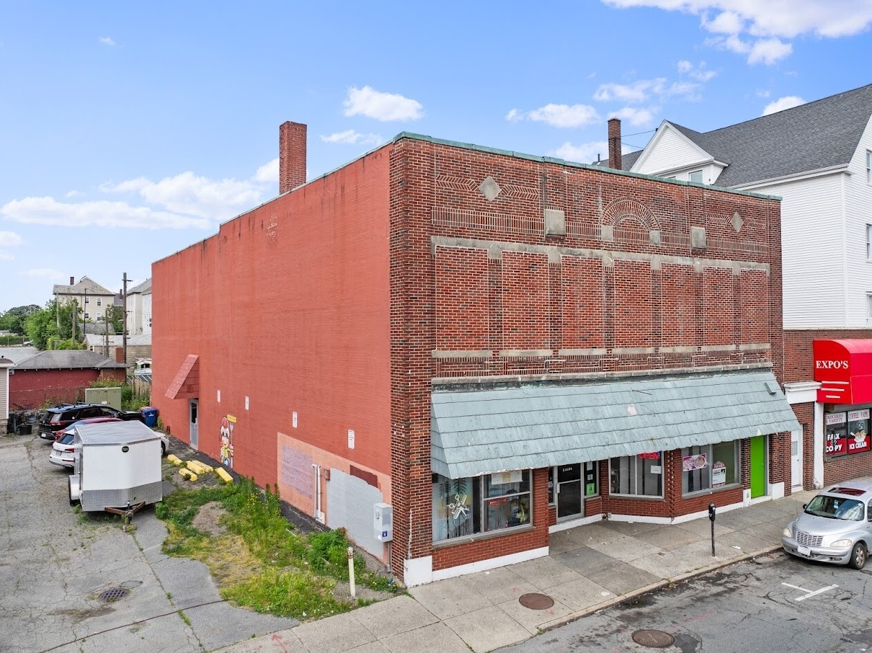 1637 Acushnet Ave, New Bedford, MA for sale Building Photo- Image 1 of 41