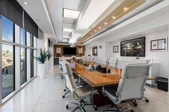 31-19 Newtown Ave, Astoria, NY for lease Interior Photo- Image 2 of 14