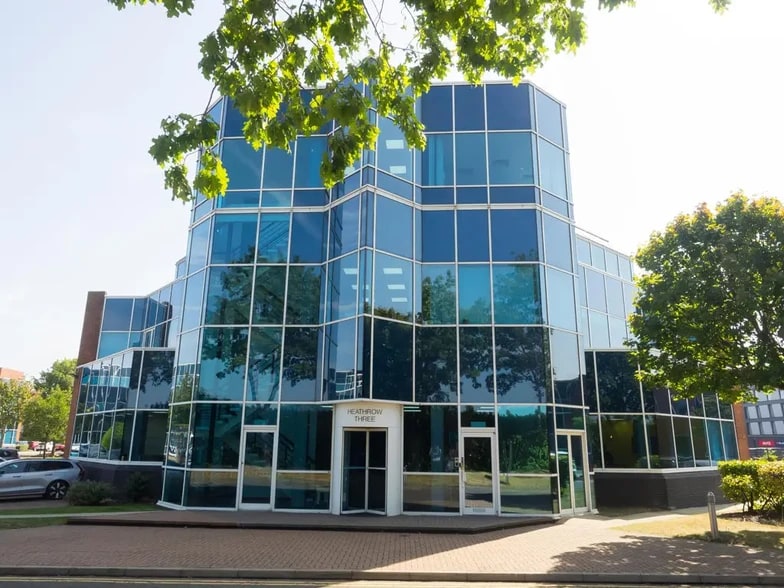 Heathrow Boulevard 3, 280-282 Bath Rd, West Drayton for lease - Building Photo - Image 1 of 12