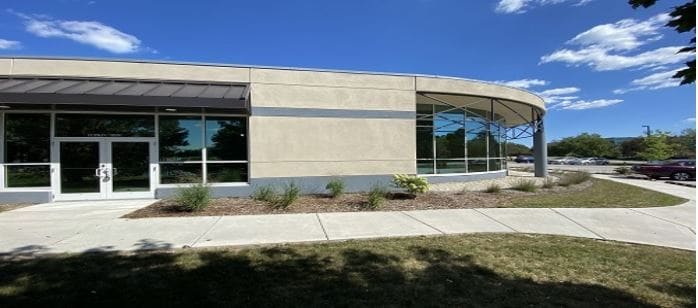 W238N1610 Busse Rd, Waukesha, WI for lease Primary Photo- Image 1 of 8