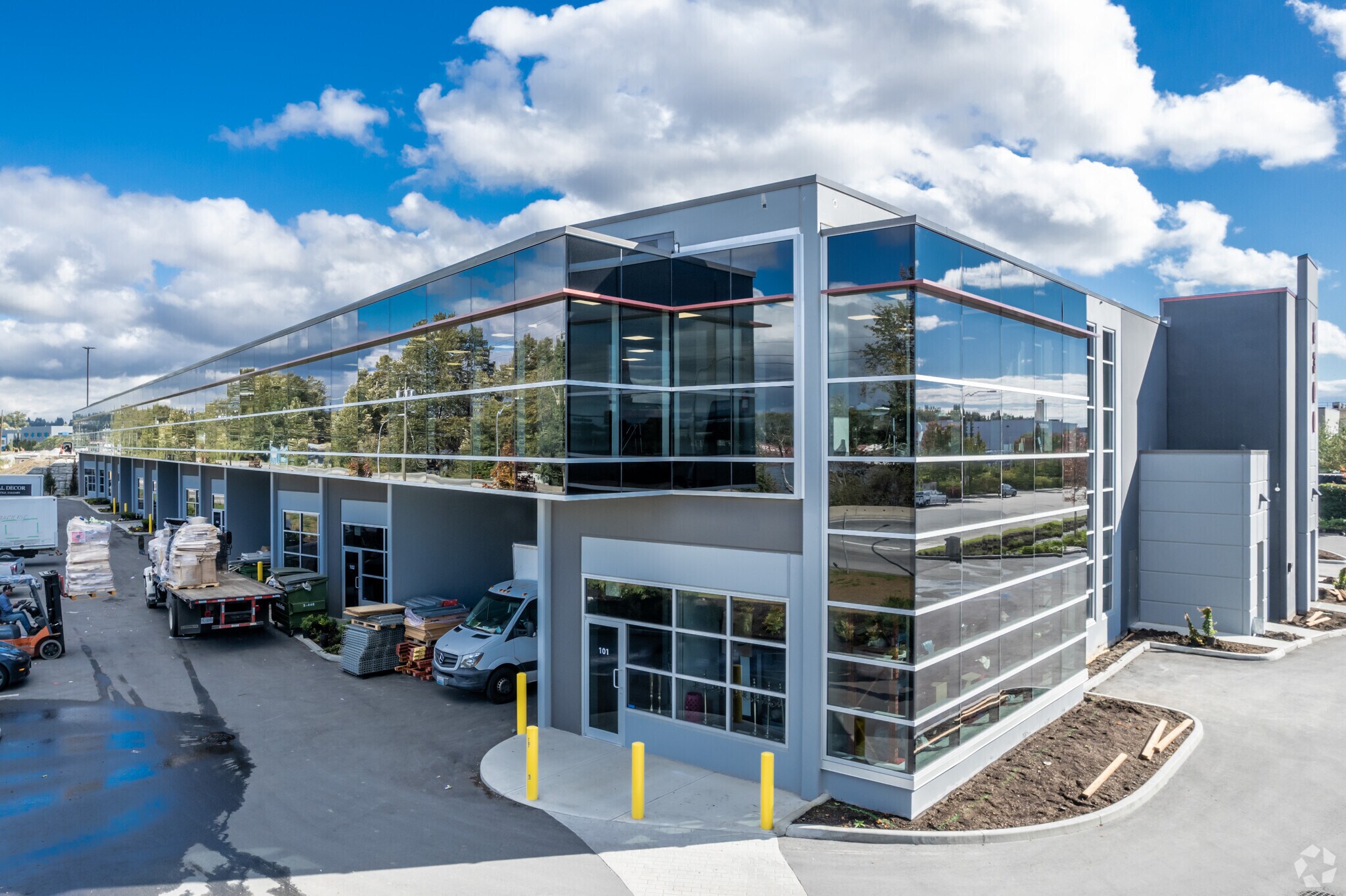 8300 92 St, Delta, BC à vendre Photo du bâtiment- Image 1 de 1