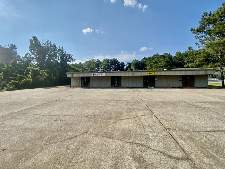 4863 Milgen Rd, Columbus, GA à louer - Photo du bâtiment - Image 2 de 4