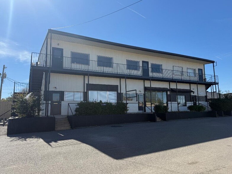 1315 24th Ave SW, Norman, OK for lease - Building Photo - Image 2 of 18