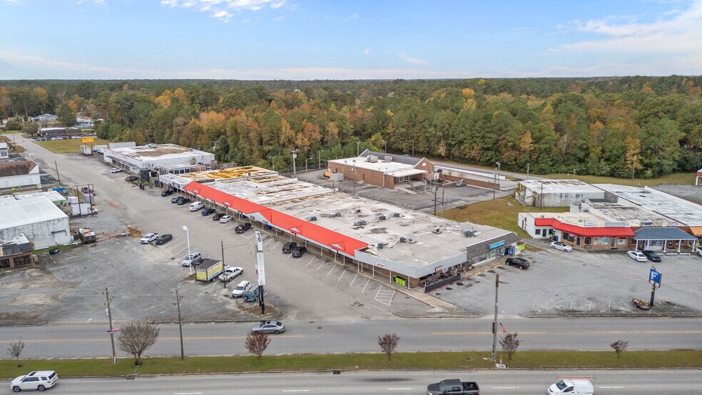 1-99 Park Ln, Havelock, NC à vendre - Photo du bâtiment - Image 3 de 8