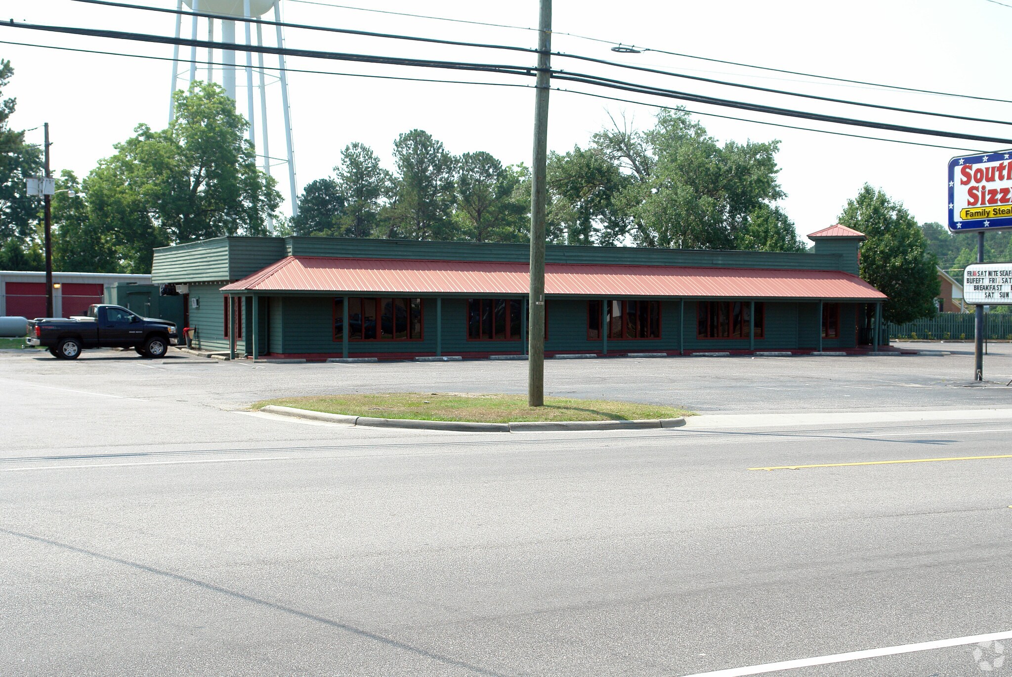 1405 S Madison St, Whiteville, NC à vendre Photo principale- Image 1 de 27