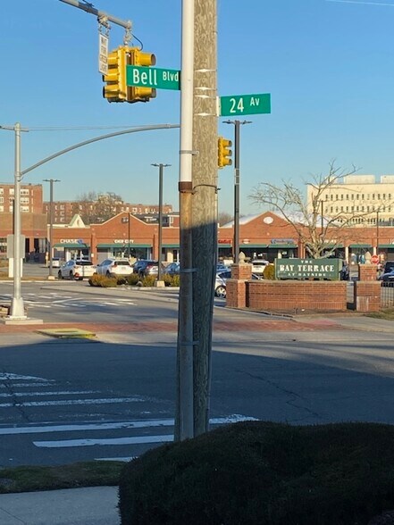 214-02 24th Ave, Flushing, NY for lease - Building Photo - Image 2 of 3