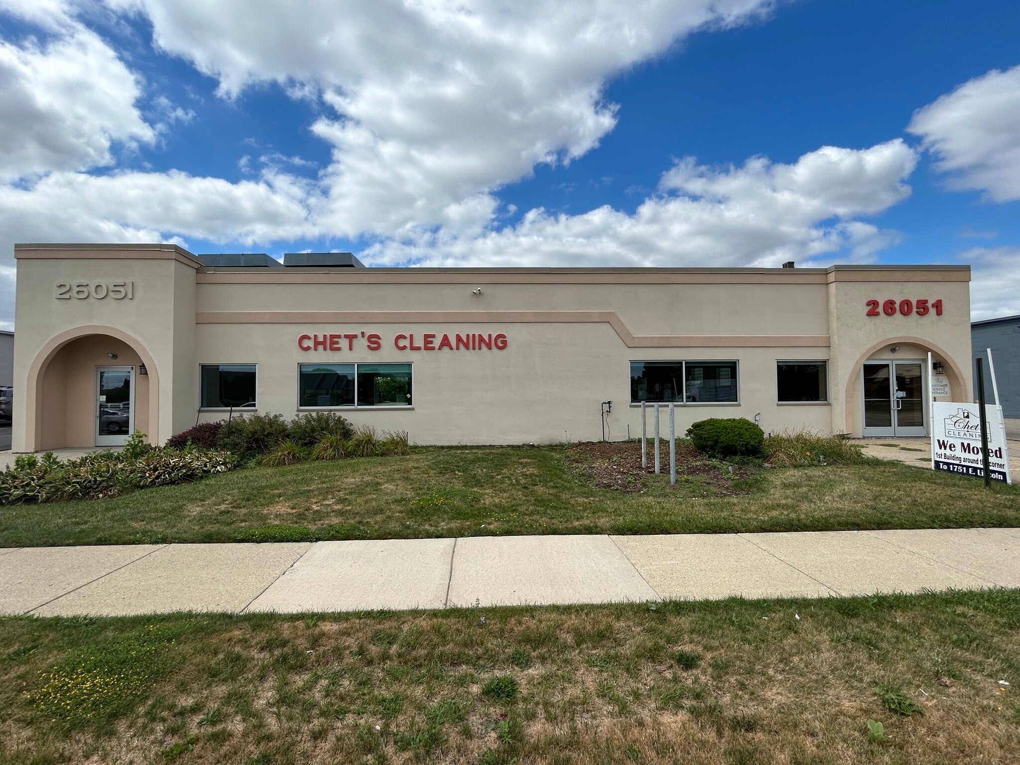 26051 Dequindre Rd, Madison Heights, MI for sale Building Photo- Image 1 of 14