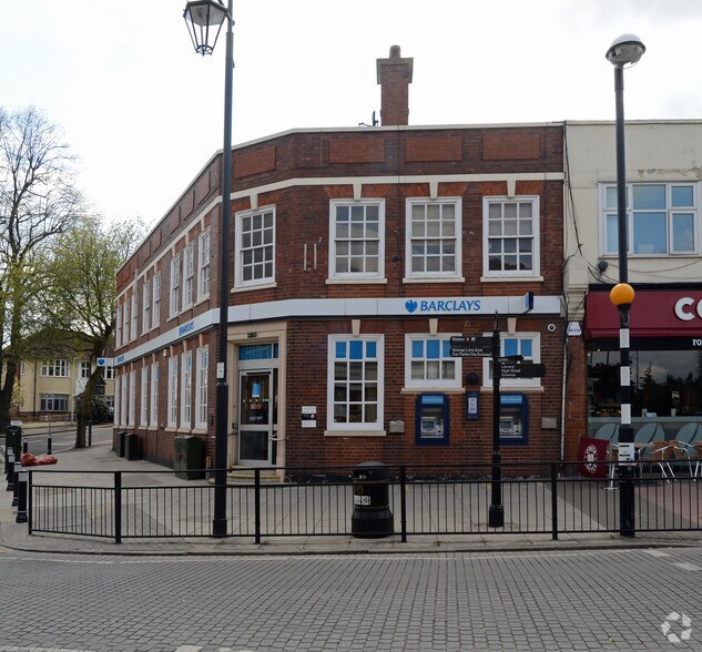 130 George Ln, Londres à louer - Photo du bâtiment - Image 2 de 6