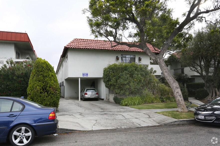 3338 Mentone Ave, Los Angeles, CA à vendre - Photo du bâtiment - Image 1 de 9