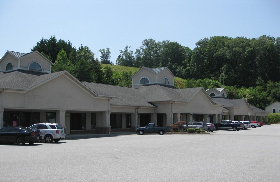 1620 Highway 76 W, Hiawassee, GA à louer - Photo du bâtiment - Image 1 de 21