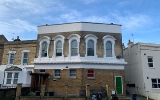 Plus de détails pour 109 Shakespeare Rd, London - Spécialité à vendre