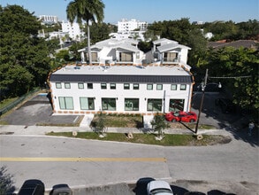 3139 SW 27th Ave, Miami, FL à louer Photo intérieure- Image 1 de 8