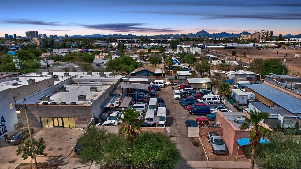 1634 E Washington St, Phoenix, AZ à vendre - Photo du bâtiment - Image 1 de 4