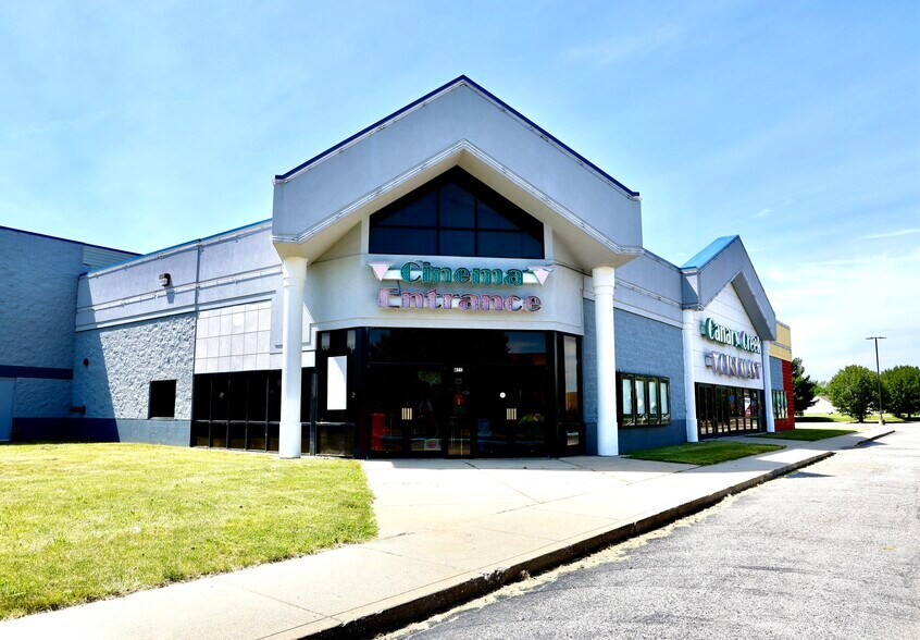 870 Mallory Pky, Franklin, IN à vendre - Photo du bâtiment - Image 2 de 8