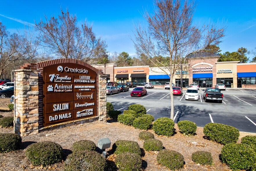 5801 Old Highway 5, Holly Springs, GA à louer - Photo du bâtiment - Image 3 de 5