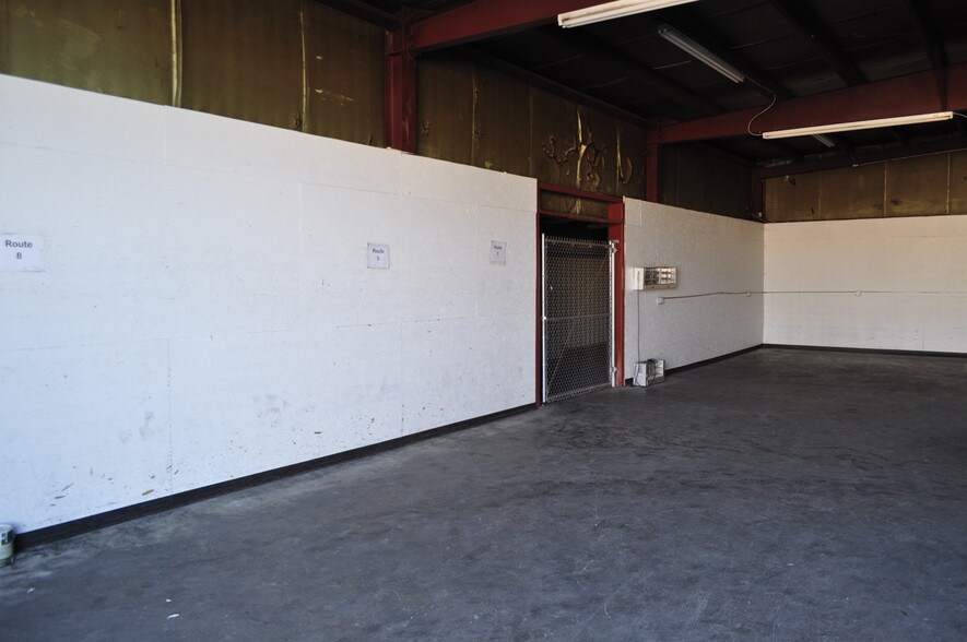 4821 McClung St, Charleston, WV à louer - Photo du bâtiment - Image 3 de 16