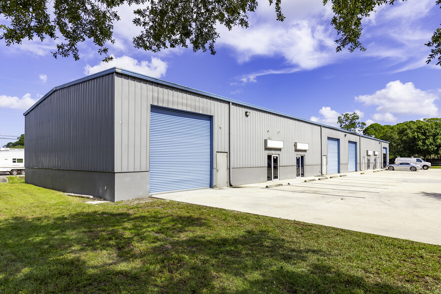 Oslo West Commercial Park - Warehouse