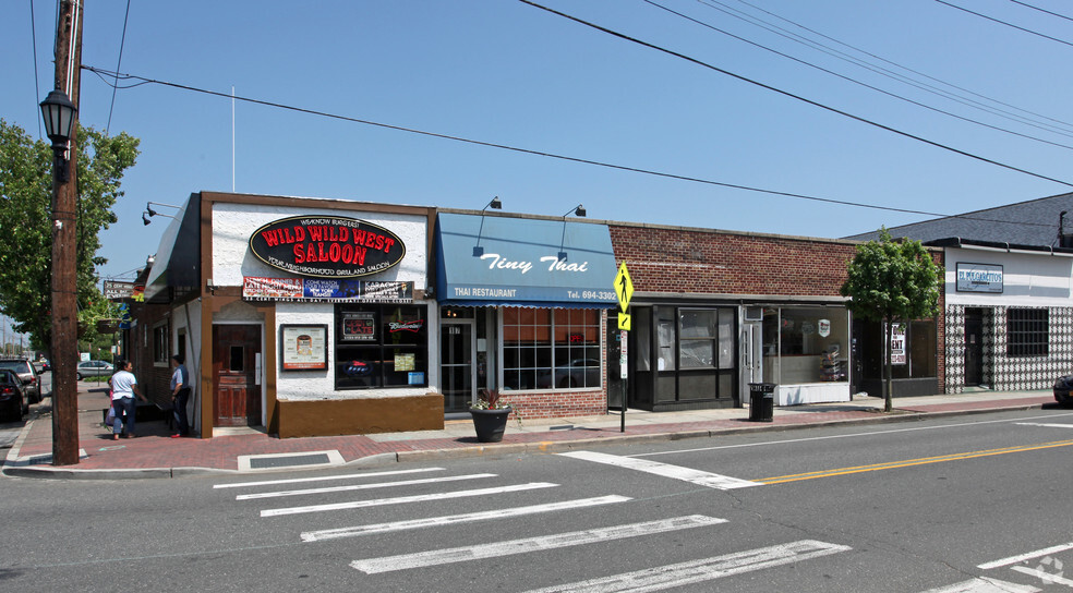 185-193 Main St, Farmingdale, NY for lease - Primary Photo - Image 1 of 5