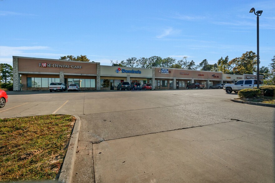 5111 Troup Hwy, Tyler, TX à vendre - Photo du bâtiment - Image 3 de 20