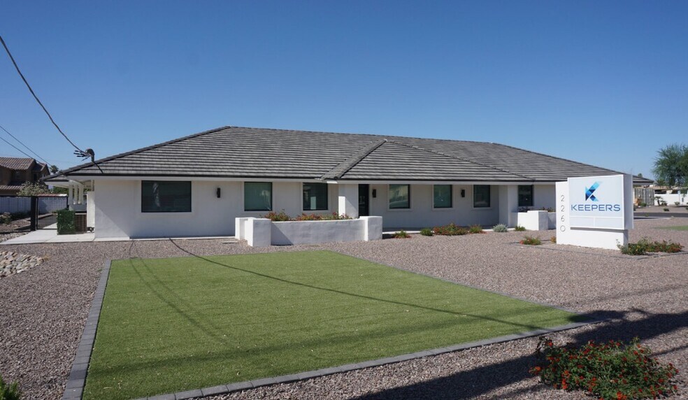 2260 E University Dr, Mesa, AZ for lease - Building Photo - Image 1 of 11