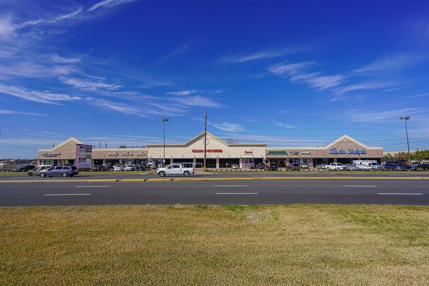 14800 Westheimer Rd, Houston, TX à louer - Photo du bâtiment - Image 2 de 4