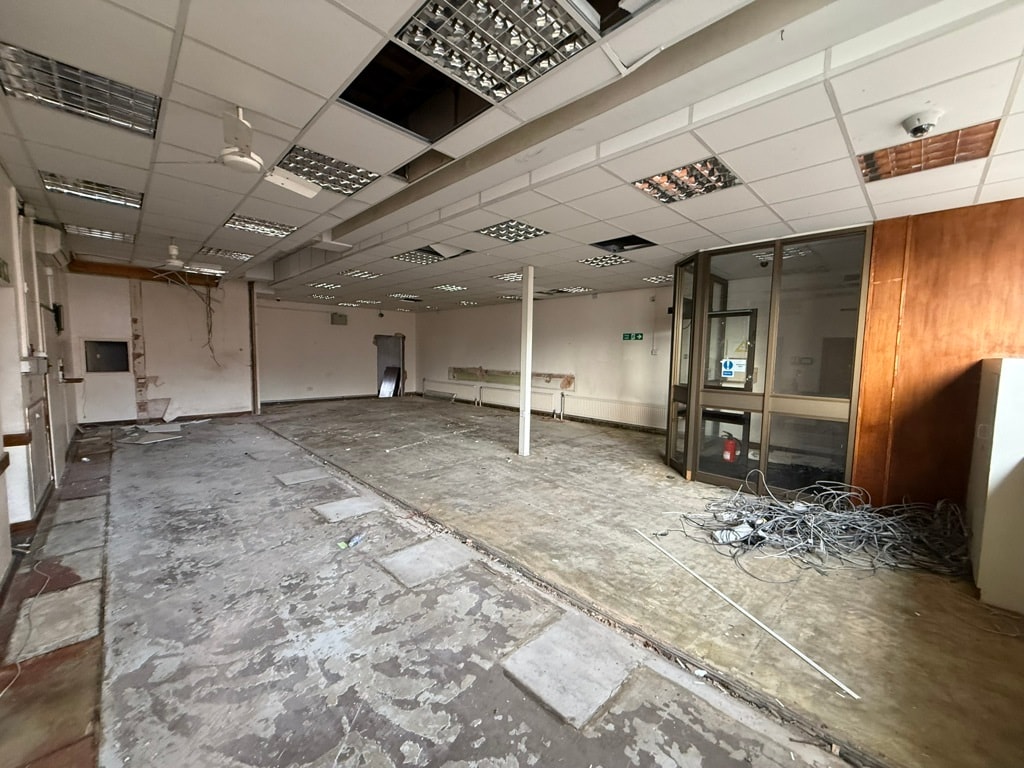 22 Station Rd, Hinckley for lease Interior Photo- Image 1 of 2