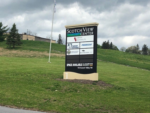 Plus de détails pour 721 Scotch Valley Rd, Hollidaysburg, PA - Bureau à louer