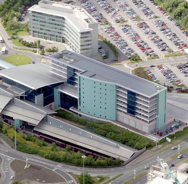 Malaga Ave, Manchester à vendre - Aérien - Image 2 de 4