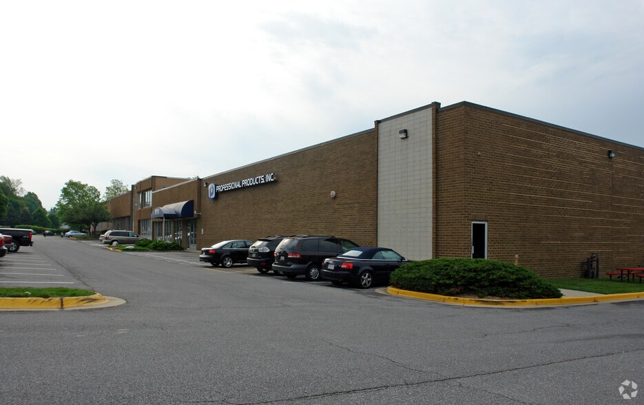 9100-9172 Gaither Rd, Gaithersburg, MD à louer - Photo du bâtiment - Image 2 de 3