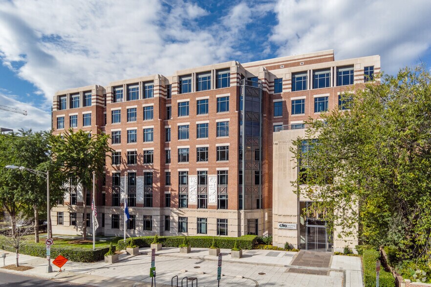 1400 16th St NW, Washington, DC à louer - Photo du bâtiment - Image 3 de 30