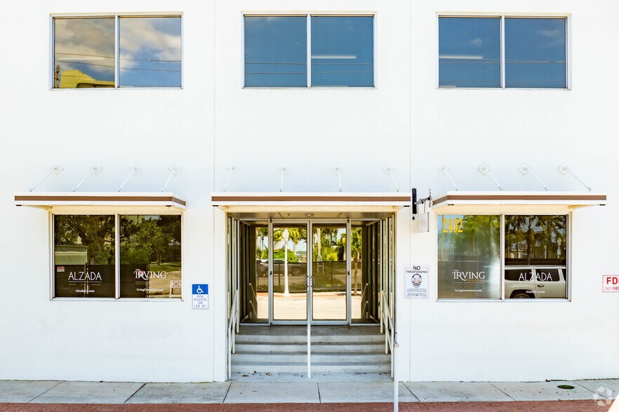 2401 1st St, Fort Myers, FL for lease - Building Photo - Image 3 of 14