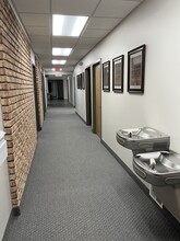 1221 Byron Rd, Howell, MI à louer Photo du bâtiment- Image 2 de 5