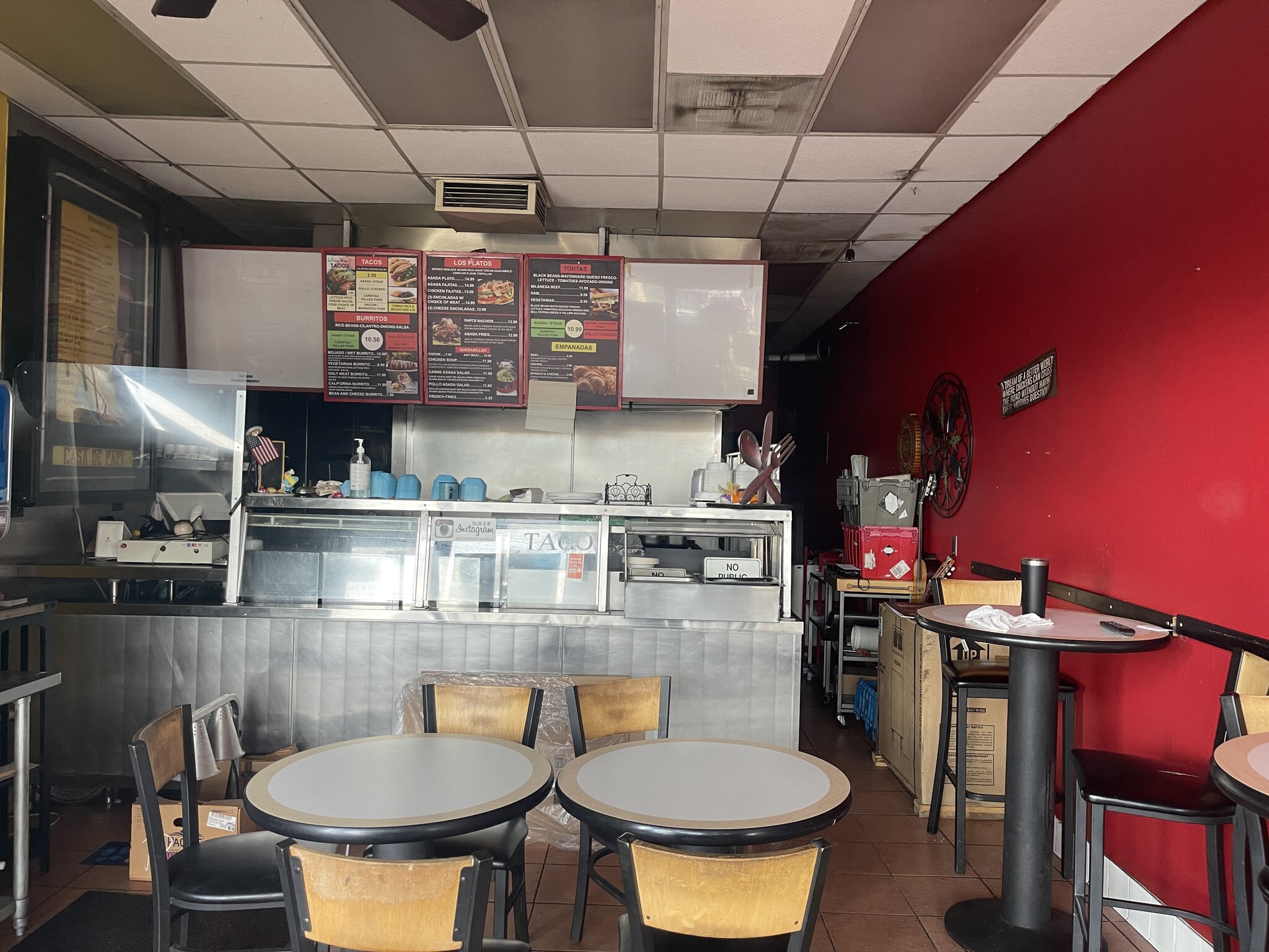 7138 Shoup Ave, Canoga Park, CA for lease Interior Photo- Image 1 of 21