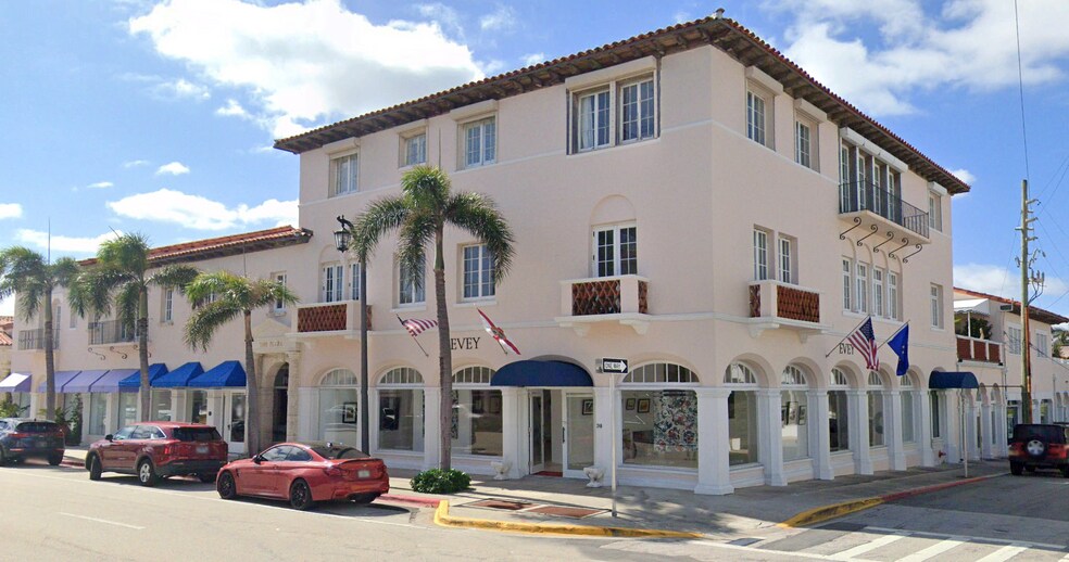 202-242 Phipps Plz, Palm Beach, FL à louer - Photo du bâtiment - Image 2 de 9