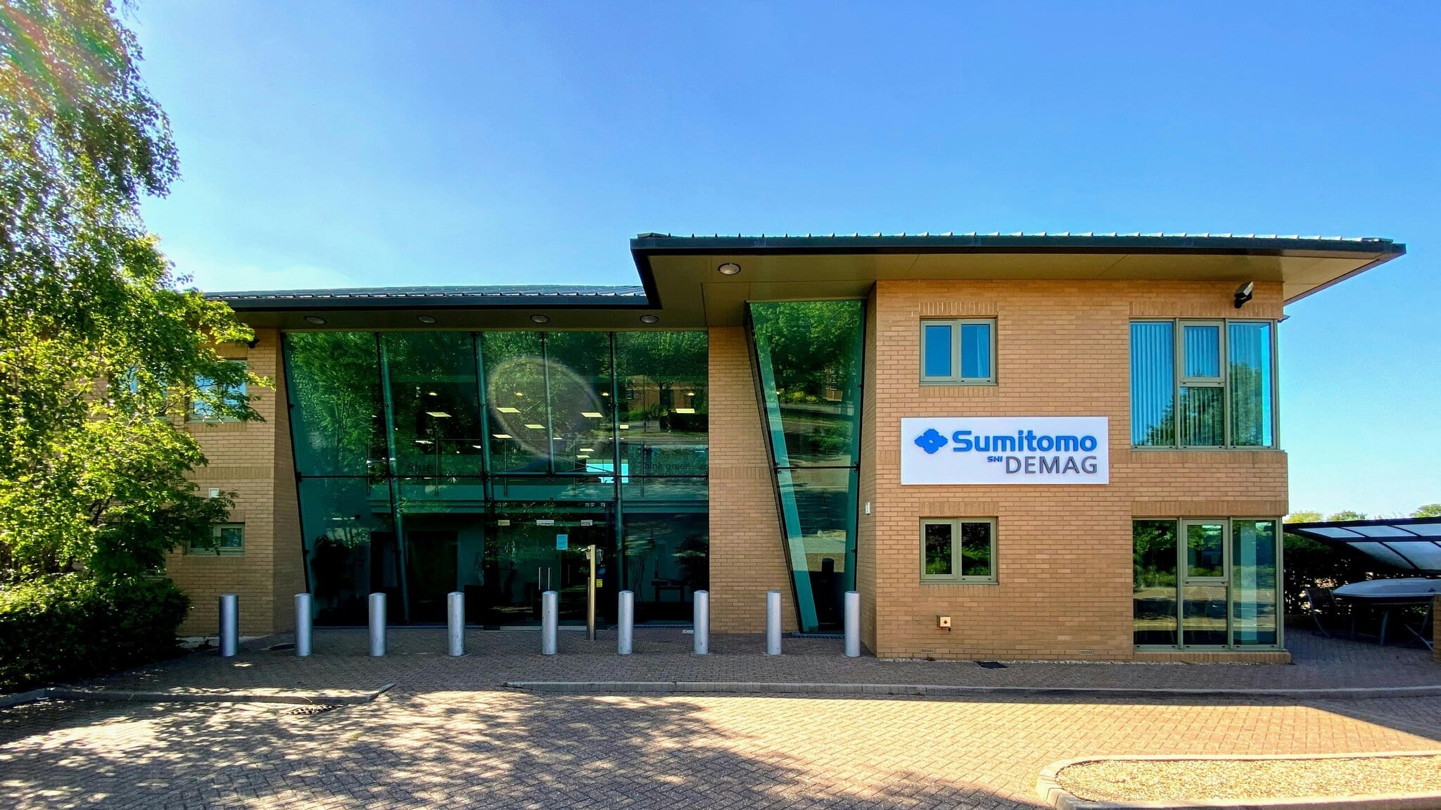 Quilters Way, Stoke Mandeville for sale Building Photo- Image 1 of 17