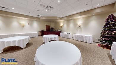 1130-1300 Boardman Poland Rd, Youngstown, OH à louer Photo intérieure- Image 2 de 10