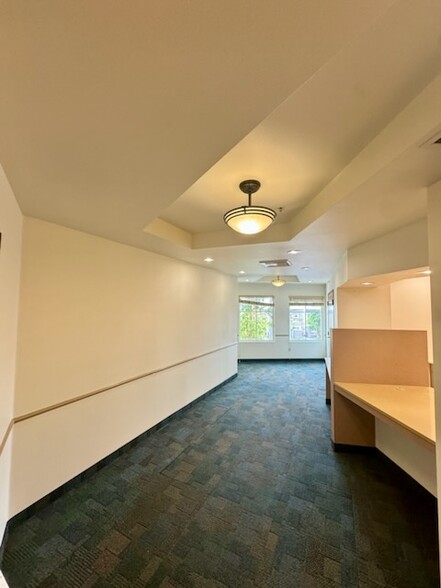 2342 Professional Pky, Santa Maria, CA for lease - Interior Photo - Image 3 of 15