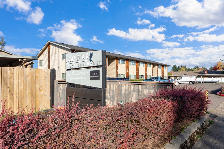 2275 NE Division St, Gresham, OR à vendre - Photo du bâtiment - Image 2 de 23