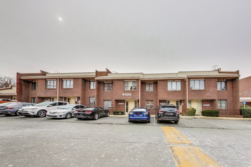 6400 Seven Corners Pl, Falls Church, VA for sale - Building Photo - Image 3 of 5