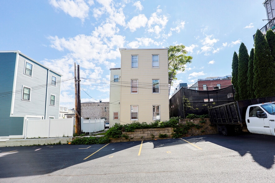 68 Gore St, Cambridge, MA for sale - Building Photo - Image 2 of 7