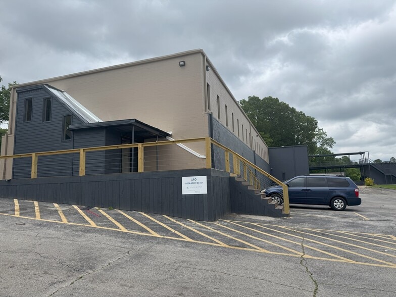 140 Research Blvd, Madison, AL for lease - Building Photo - Image 3 of 21