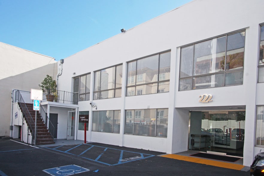 220-228 N Canon Dr, Beverly Hills, CA for lease - Building Photo - Image 3 of 17